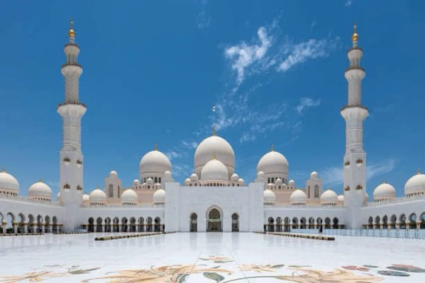 Five emirates tour from Dubai highway and city views