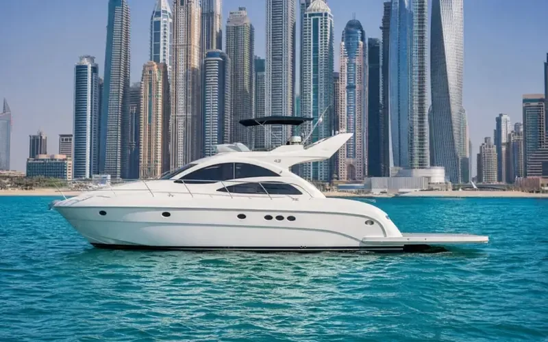 Azimut 43ft yacht